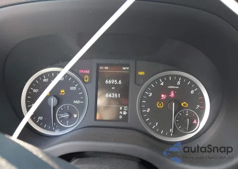 2020 Mercedes-Benz Metris из США, поврежденный, VIN WD3PG3EA0L3678919